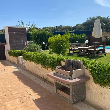Villa Alicudi - Luxury Seaside Con Piscina *