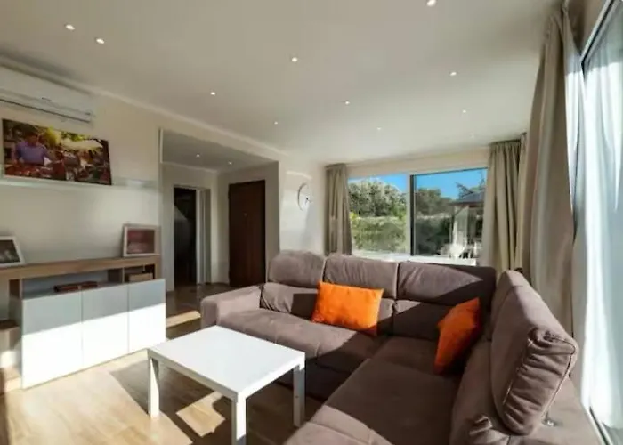 Villa Alicudi - Luxury Seaside Con Piscina * Cava dʼAliga
